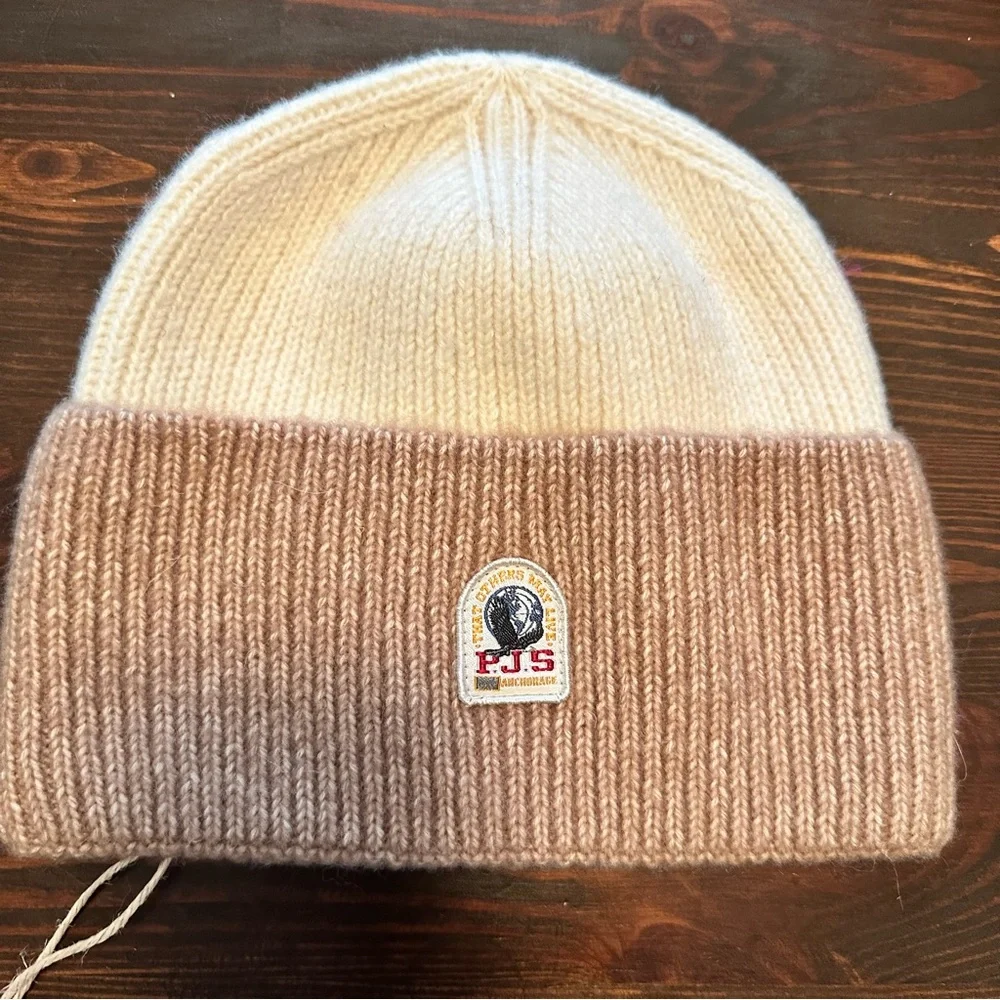 Free People Parajumpers Gardenia Beanie